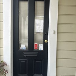 Just Perfect Threading and Salon - Front door, hard to find, locked and wouldn't answer the number or any of the other numbers online the first few tries.