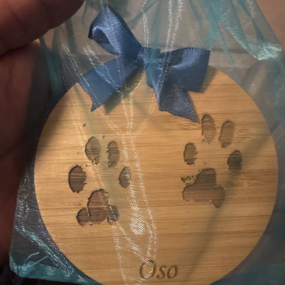 Small Paws Cremations - The bamboo paw prints - Pet Cremation Services Near Me - Los Angeles, California Small Paws Cremations - The bamboo paw prints - Pet Cremation Services Near Me - Los Angeles, California