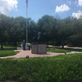 Veteran's Memorial Park - Parks Near Me - Fort Worth, Texas Veteran's Memorial Park - Parks Near Me - Fort Worth, Texas
