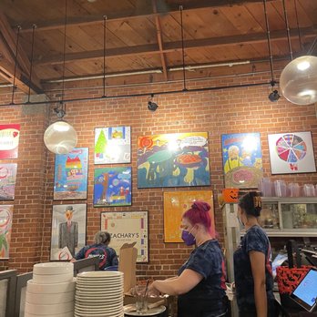Zachary's Chicago Pizza - Pizza Near Me - Berkeley, California