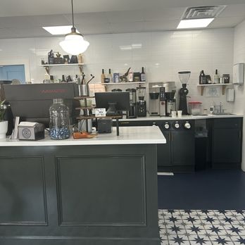 Parlor Doughnuts - Coffee and tea bar - Donuts Near Me - Greenville, South Carolina