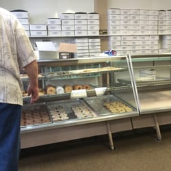 L & B Donut Shop - Picking out donuts