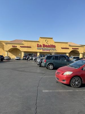 La Bonita by null