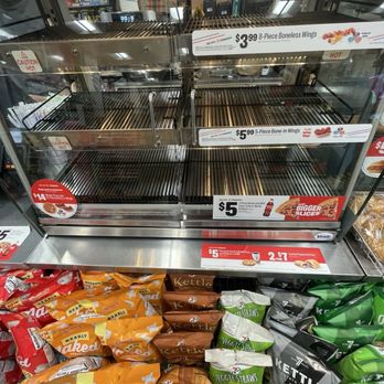 7-Eleven - Tell me there's nothing in the warmers at 6am breakfast prime time... - Convenience Stores Near Me - Princeton Junction, New Jersey 7-Eleven - Tell me there's nothing in the warmers at 6am breakfast prime time... - Convenience Stores Near Me - Princeton Junction, New Jersey
