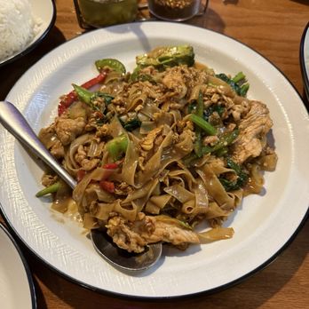 Thai Place - Thai Near Me - Overland Park, Kansas Thai Place - Thai Near Me - Overland Park, Kansas