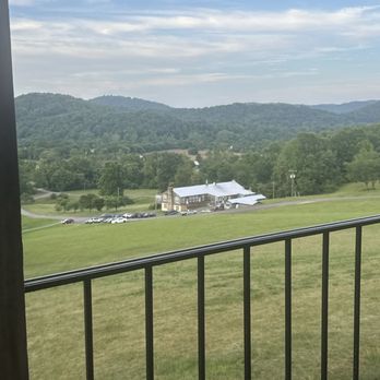 Graves Mountain Farm and Lodges - Campgrounds Near Me - Syria, Virginia