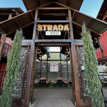 Strada @ Bocce - entrance to the restaurant - Pizza Near Me - Cottonwood, Arizona
