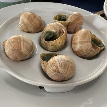 Mon Paris - Escargot - Cocktail Bars Near Me - Paris, 75