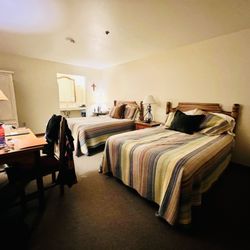 Camp Allen - Conference hotel room