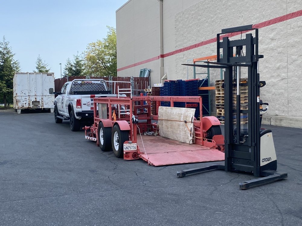 WE MOVE IT Updated July 2024 29 Photos & 15 Reviews 5360 Westside