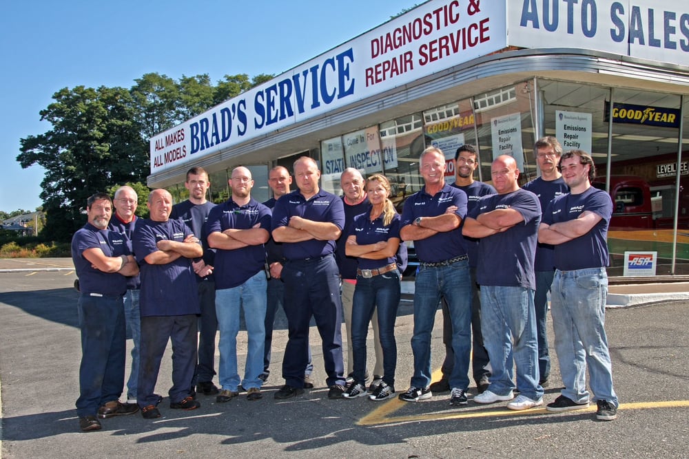 BRAD’S SERVICE CENTER Updated September 2024 24 Photos & 42 Reviews
