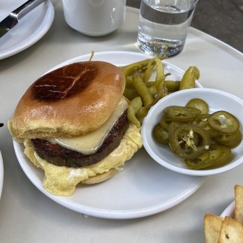 Chez Ma Tante - Breakfast sandwich - New American Near Me - Brooklyn, New York