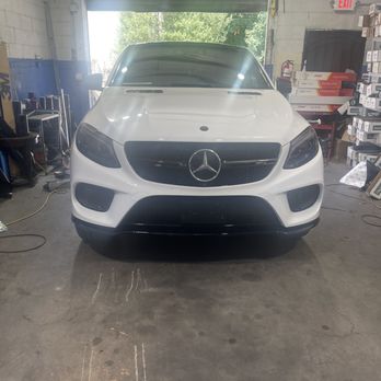 Pro Window Tinting - Auto Glass, Auto Wraps - Car Window Tinting Near Me - East Orange, New Jersey Pro Window Tinting - Auto Glass, Auto Wraps - Car Window Tinting Near Me - East Orange, New Jersey