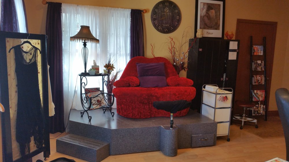 CHRISANN’S NAILS Updated August 2024 3303 Greenleaf Blvd, Kalamazoo