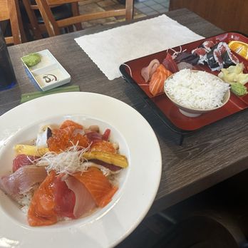 Sushi Story - Castaic - Lunch Bento with Tuna Roll, Sushi, and Sashimi. - Sushi Bars Near Me - Castaic, California Sushi Story - Castaic - Lunch Bento with Tuna Roll, Sushi, and Sashimi. - Sushi Bars Near Me - Castaic, California