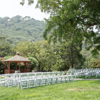 Elliston Vineyards - Wineries Near Me - Sunol, California