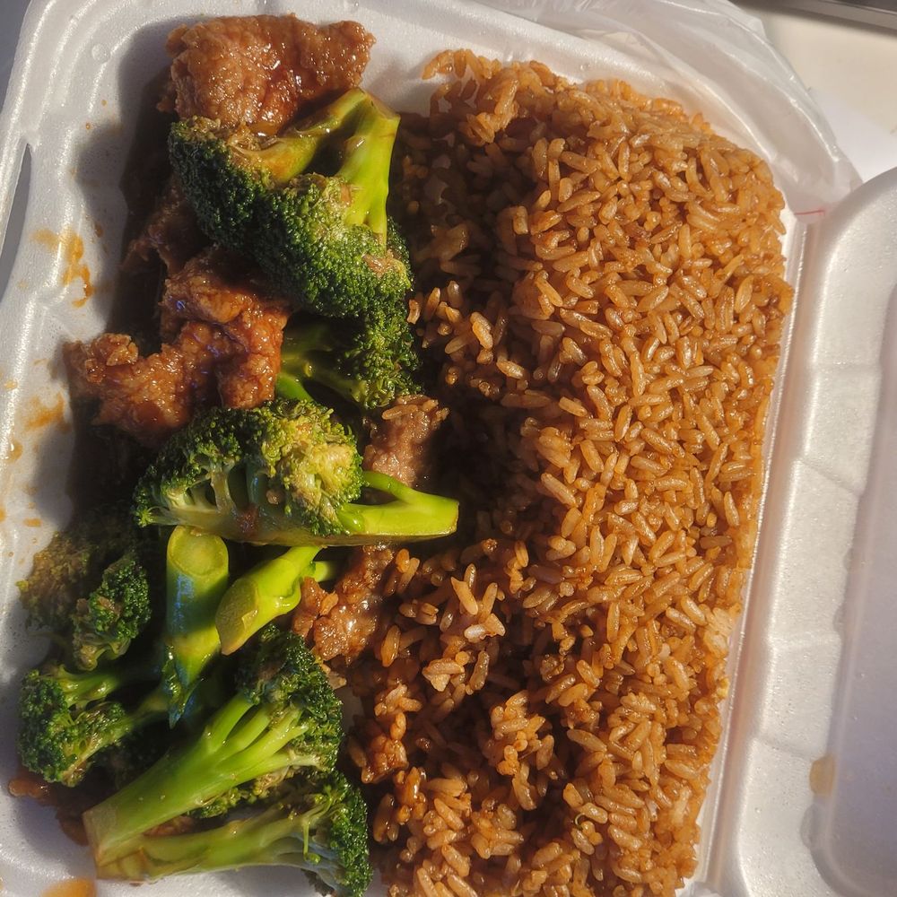 Jade Dragon - What kind of fried rice is that? - Chinese Near Me - Duluth, Georgia Jade Dragon - What kind of fried rice is that? - Chinese Near Me - Duluth, Georgia