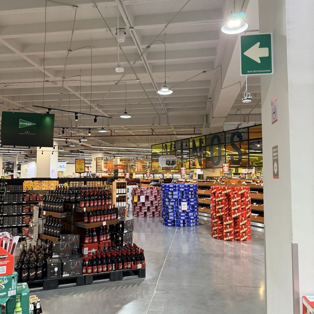 Soriana - Grocery Near Me - San Pedro Garza García, NLE
