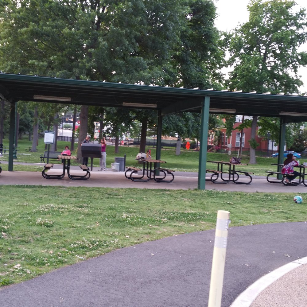 Armistead Boothe Park - Parks Near Me - Alexandria, Virginia Armistead Boothe Park - Parks Near Me - Alexandria, Virginia