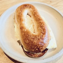 Egg sandwich