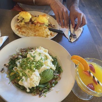 Bill's Cafe - Veggie Skillet California Benedict - Breakfast & Brunch Near Me - Fremont, California