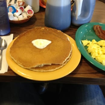 The Potholder Cafe - Huge pancakes! - Breakfast & Brunch Near Me - Long Beach, California The Potholder Cafe - Huge pancakes! - Breakfast & Brunch Near Me - Long Beach, California