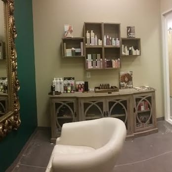 Moxie Loft - Comfy chair, giant mirror, elegant decor... #fabulous - Hair Salons Near Me - Telluride, Colorado Moxie Loft - Comfy chair, giant mirror, elegant decor... #fabulous - Hair Salons Near Me - Telluride, Colorado