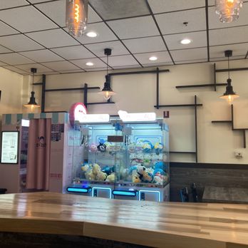 Boba King - Inside there's a claw machine a picture booth! - Bubble Tea Near Me - Las Vegas, Nevada