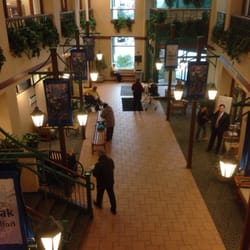 AAMC Sajak Pavillion - Atrium