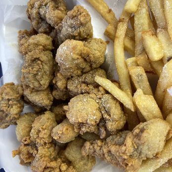 Hook fish and chicken - Fried gizzards - Fish & Chips Near Me - Miami Gardens, Florida Hook fish and chicken - Fried gizzards - Fish & Chips Near Me - Miami Gardens, Florida