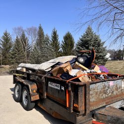 Junk Buddy’s Cleanup Crew - Junk haul close to full load ~$600