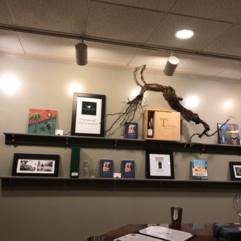 Tarara Winery - Wineries Near Me - Leesburg, Virginia