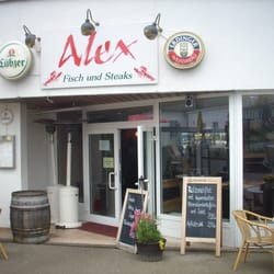 Alex - Na zewnątrz i wewnątrz wystrój nader skromny.
