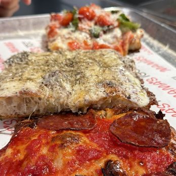 MAMA'S TOO! - Angry Nonna, Cacio e Pepe, bruschetta - Pizza Near Me - New York, New York MAMA'S TOO! - Angry Nonna, Cacio e Pepe, bruschetta - Pizza Near Me - New York, New York