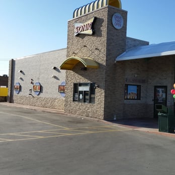 Sonic Drive-In - Drive thru - Burgers Near Me - Streamwood, Illinois