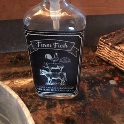 Isola Farms - Men's bathroom soap
