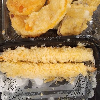 Sushi Suzuki - Shirmp Tempura Appetizer???? This is not acceptable.  2 real shrimps and the rest are veggie for $8.50 - Sushi Bars Near Me - Metuchen, New Jersey