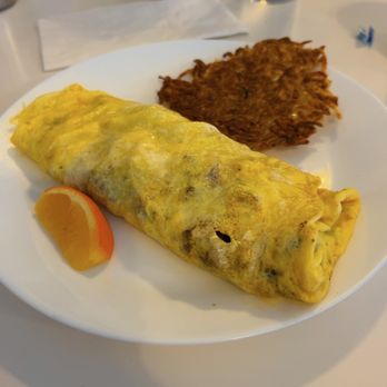 Tom's Depot - Porter omelette, which has onions and Portuguese linguiça sausage inside, and I asked for the hashbrowns, extra crispy - American Near Me - Los Altos, California Tom's Depot - Porter omelette, which has onions and Portuguese linguiça sausage inside, and I asked for the hashbrowns, extra crispy - American Near Me - Los Altos, California