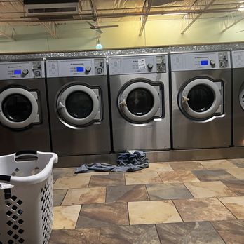 Edmond Laundromat - Laundromat Near Me - Edmond, Oklahoma Edmond Laundromat - Laundromat Near Me - Edmond, Oklahoma