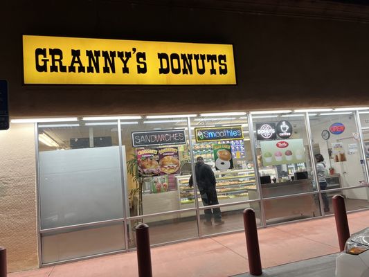 Granny's Donuts 2