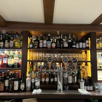 Brava - Bar - Bars Near Me - Lenox, Massachusetts