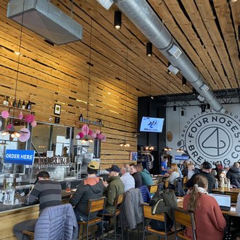 4 Noses Brewing Company - Inside - Breweries Near Me - Broomfield, Colorado
