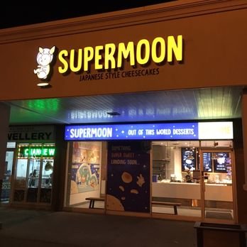 Supermoon Japanese Style Cheesecakes - Desserts Near Me - Mississauga, Ontario