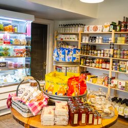 Scout's General - Fresh foods to go, lunch sandwiches and salads, grab and go snacks, locally made juice, Colorado honey and smoked salmon.