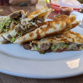 Su Casa Mexican Restaurant - two quesadillas on a plate - Mexican Near Me - Santa Rosa, California Su Casa Mexican Restaurant - two quesadillas on a plate - Mexican Near Me - Santa Rosa, California