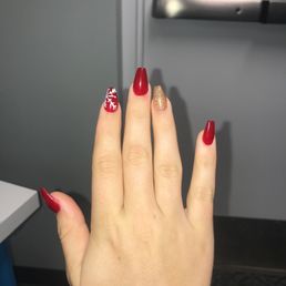 Nails by Dani