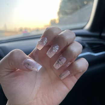 La Bamba Nails - Nail Salons Near Me - Huntington Park, California La Bamba Nails - Nail Salons Near Me - Huntington Park, California