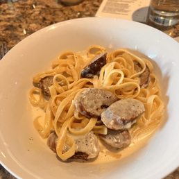 Fettuccine Alfredo