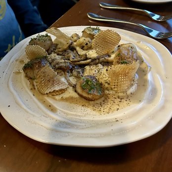 Alpina Restaurant - Scallops - Modern European Near Me - Malahat, British Columbia