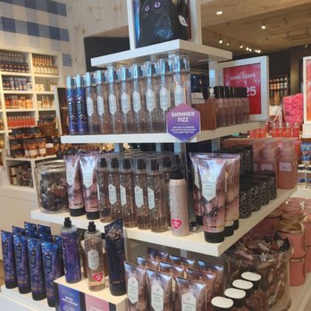 Bath & Body Works - Cosmetics & Beauty Supply Near Me - Portland, Oregon
